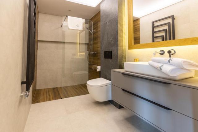Leeloo Aparthotel Człuchów Exterior foto